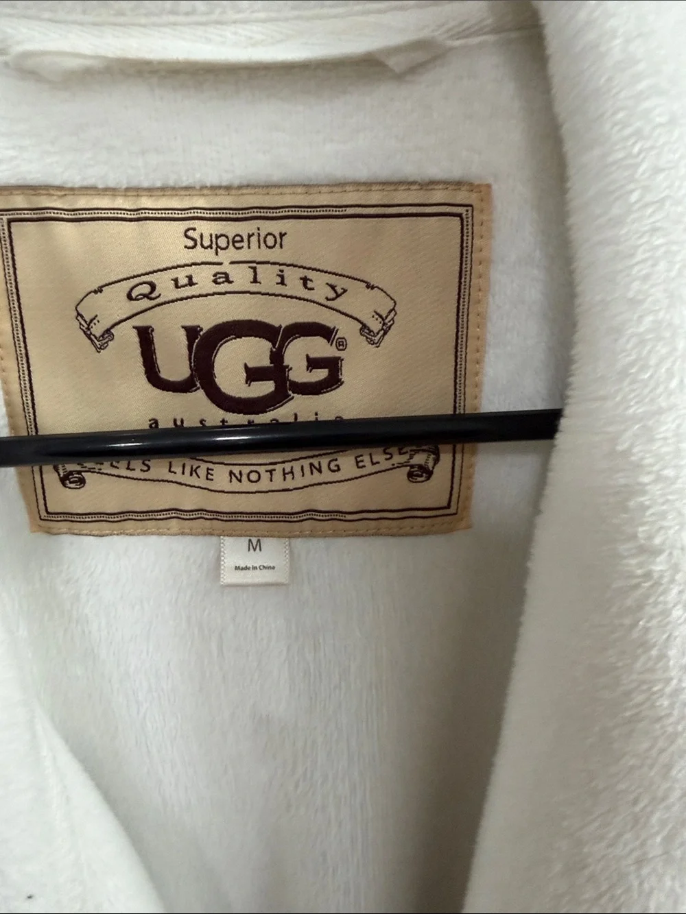 UGG robe size medium - Picture 2 of 4